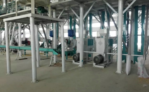 <a href=http://http://tmall163.cn/product/6/ target=_blank class=infotextkey>玉米加工機(jī)械</a>